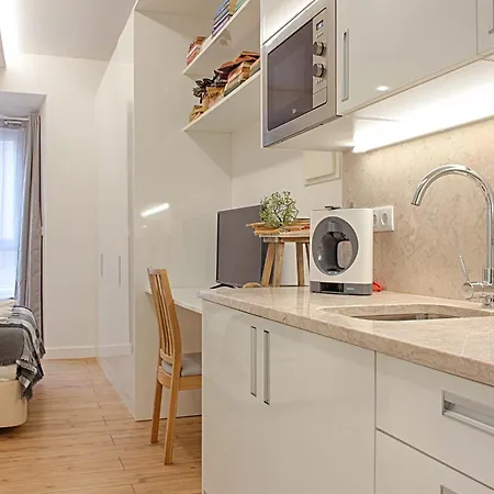 By Trip2portugal 4* リスボン