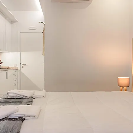 By Trip2portugal Guest house Lisbon