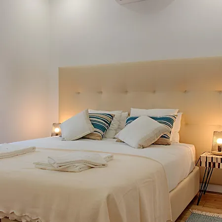 By Trip2portugal 4* リスボン